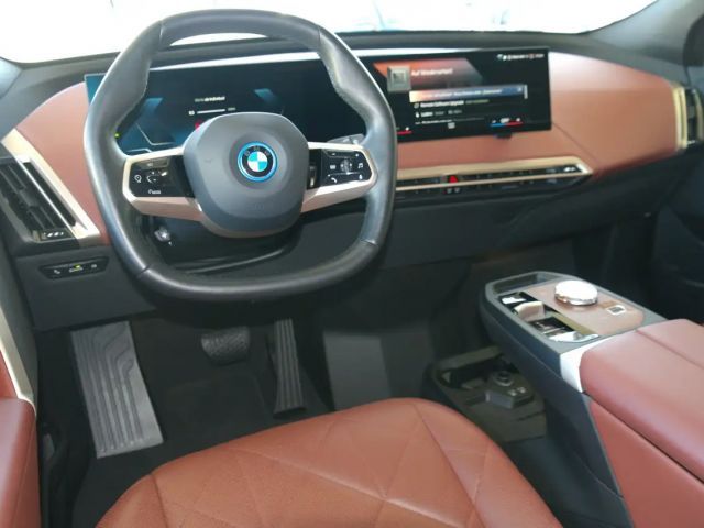 BMW iX xDrive40