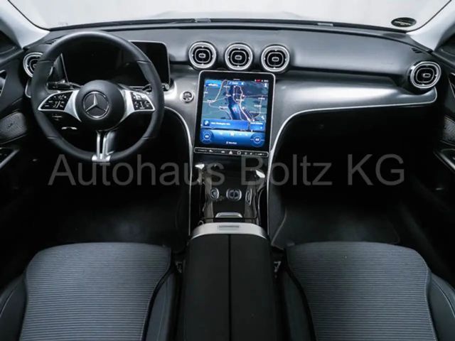 Mercedes-Benz C 180 AVANTGARDE Sedan