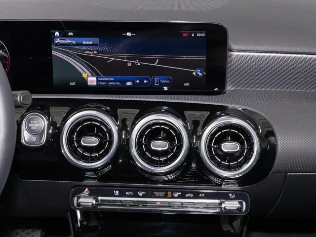 Mercedes-Benz A 180 Hatchback