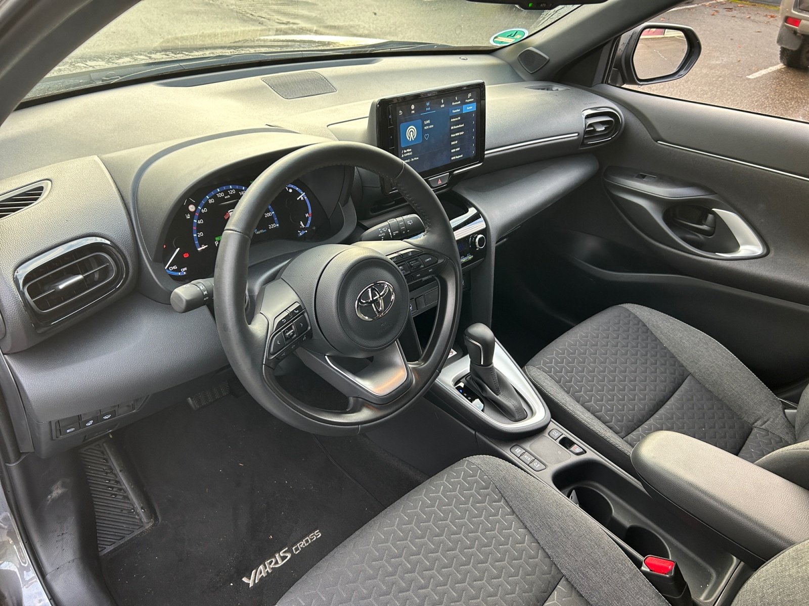 Toyota Yaris Cross 5-deurs Team D