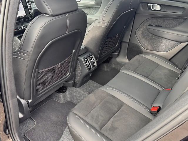 Volvo XC40 B4*Black Edition*NP&#128;57590*Pano*ACC*BLIS