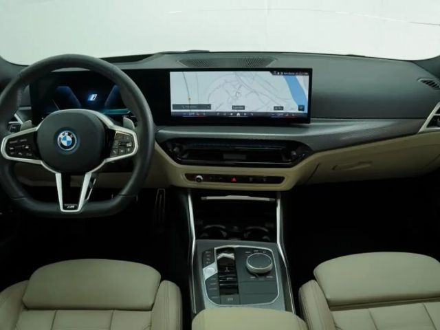 BMW 330 330e M-Sport Touring