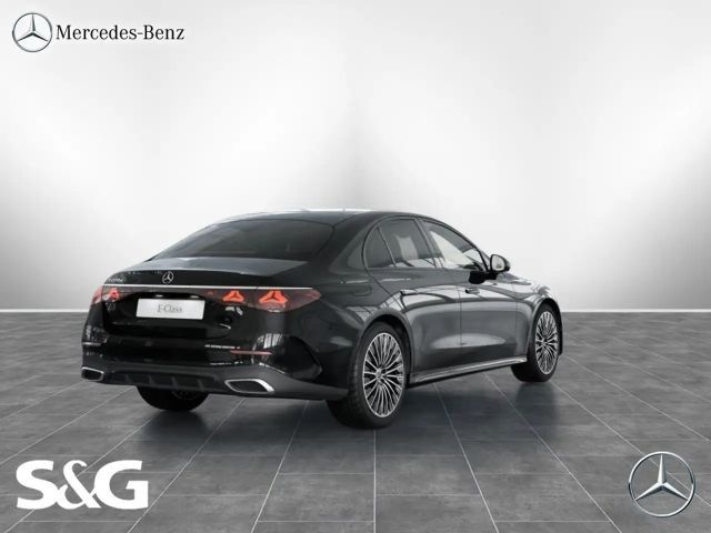 Mercedes-Benz E 220 AMG Line E 220 d Sedan