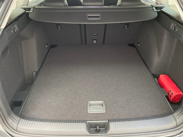 Volkswagen Golf 1.5 TSI Golf VIII Variant