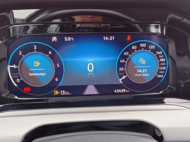 Volkswagen Golf Life Variant