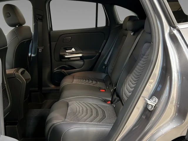 Mercedes-Benz GLA 200 Progressive