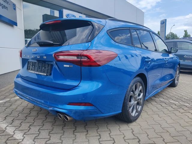 Ford Focus ST Line