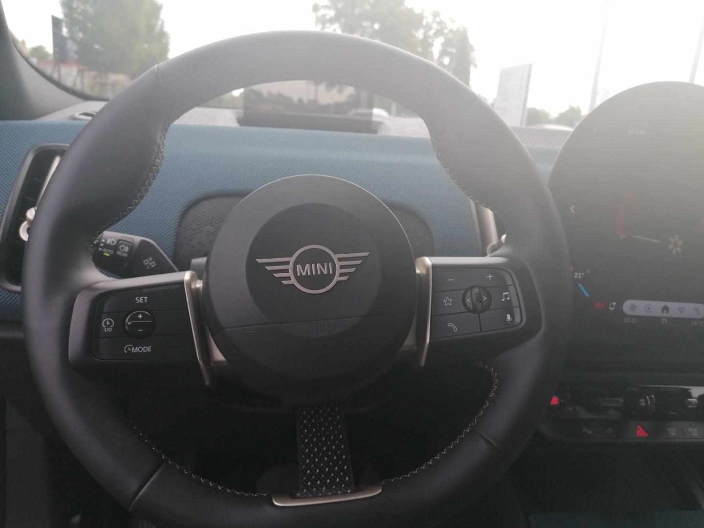 MINI Countryman E Countryman E Fav. Trim HUD Pano ACC H&K Paket L