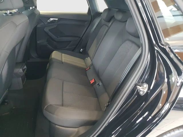 Audi A3 30 TDI Sedan