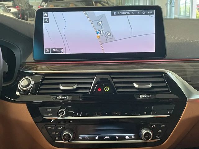 BMW 530 530e Sedan Touring