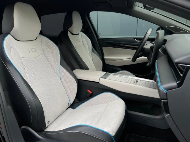 Volkswagen ID.7 IQ.Drive Pro