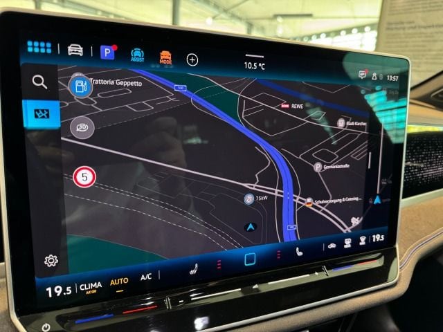 Volkswagen Passat 2.0 TDI DSG R-Line Variant