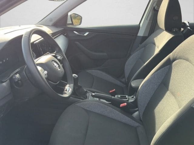 Skoda Kamiq KAMIQ Essence 1,0 TSI 70 kW 5-Gang mech.