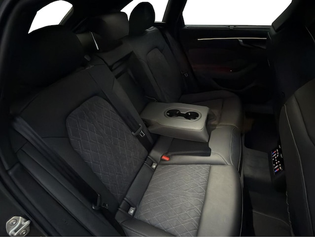 Audi A6 e-tron Avant Quattro