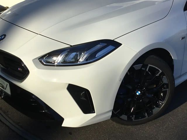 BMW 135 Sedan xDrive