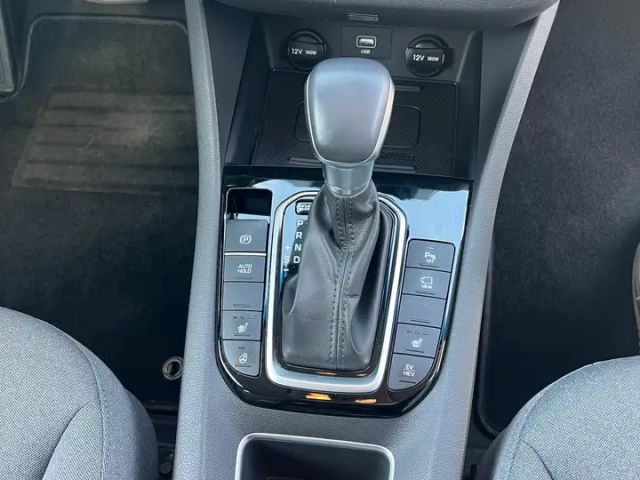 Hyundai Ioniq 1.6 Hybrid Plug-in Style