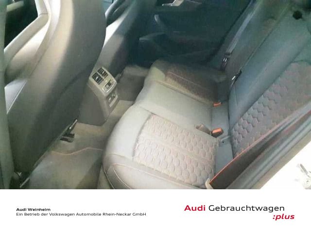 Audi RS4 Avant Quattro