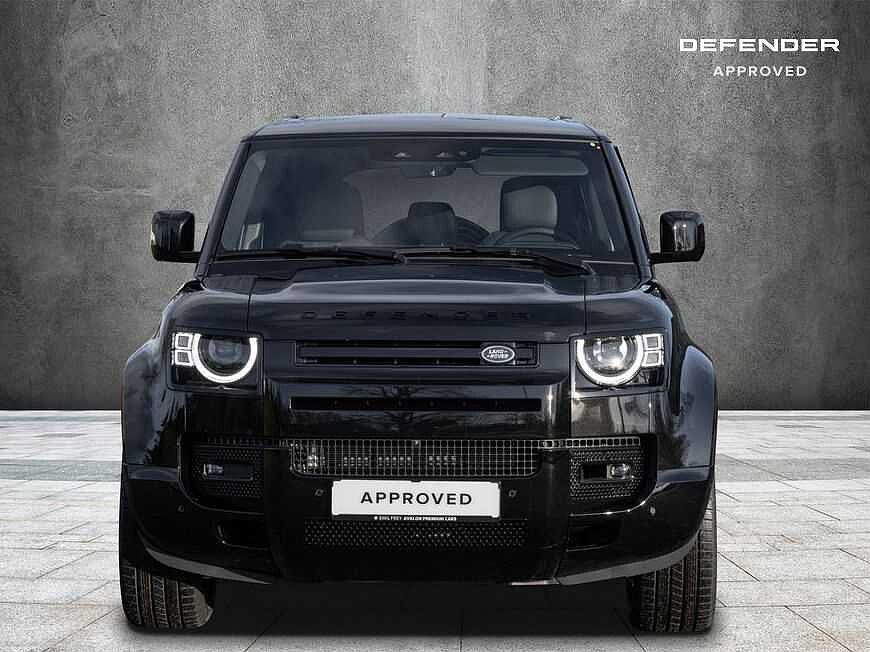 Land Rover Defender 110 Dynamic HSE