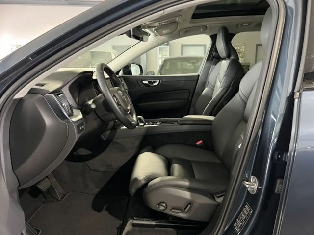 Volvo XC60 AWD Dark Plus Recharge T6