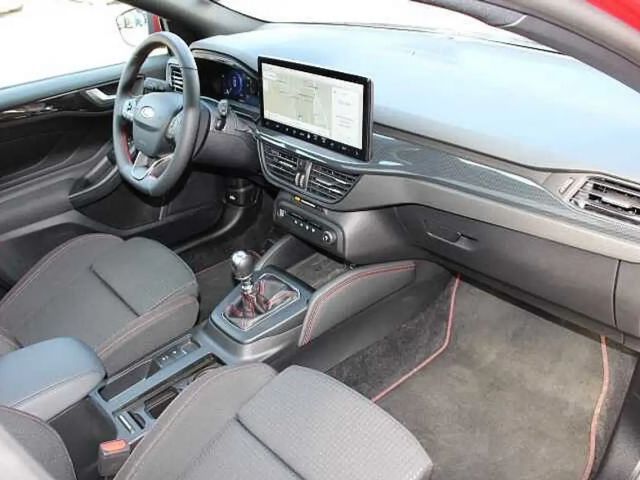 Ford Focus ST Line Wagon