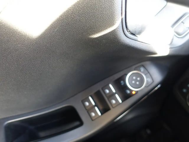 Ford Puma EcoBoost Titanium