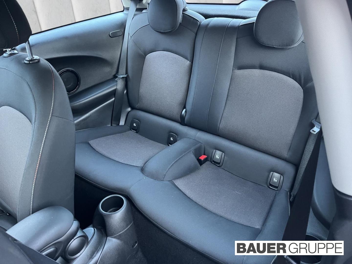 MINI Cooper 3-deurs Essential