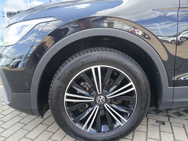 Volkswagen Tiguan TDI United MatrixLED HuD 360° Kamera Keyless AC...