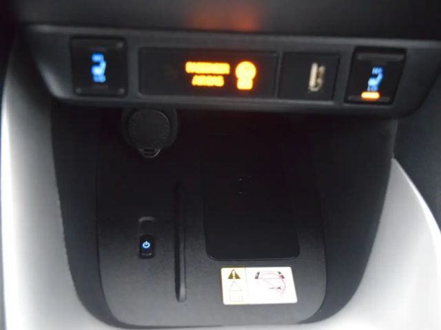 Toyota Yaris Club Hatchback