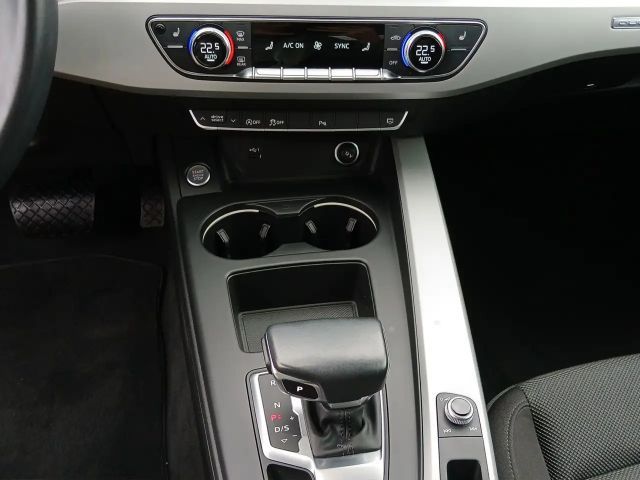 Audi A4 40 TFSI Quattro S-Tronic