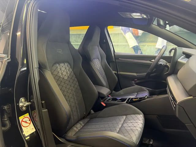 Volkswagen Golf 1.5 TSI DSG