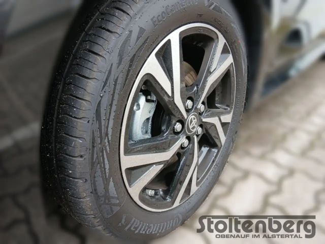 Toyota Yaris Hatchback Hybride Team D