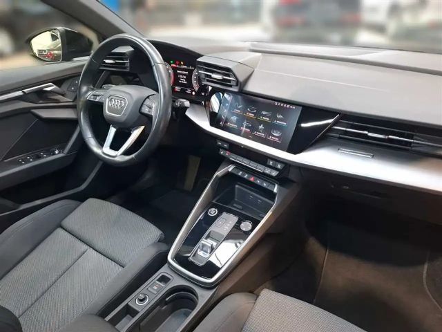 Audi A3 1.5 TFSI S-Line S-Tronic Sedan