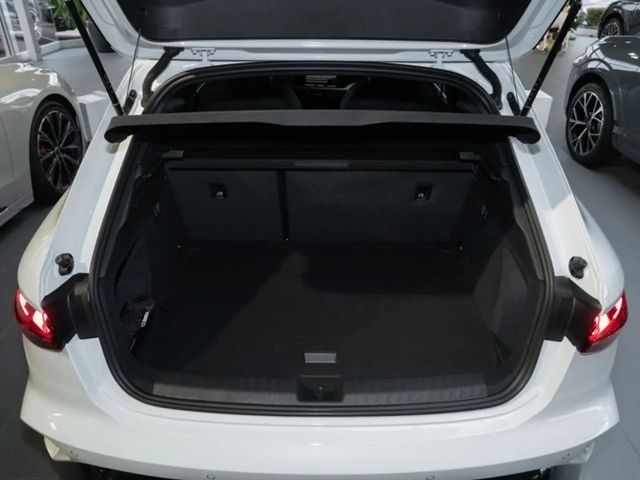 Audi A3 35 TDI S-Line Sedan Sportback