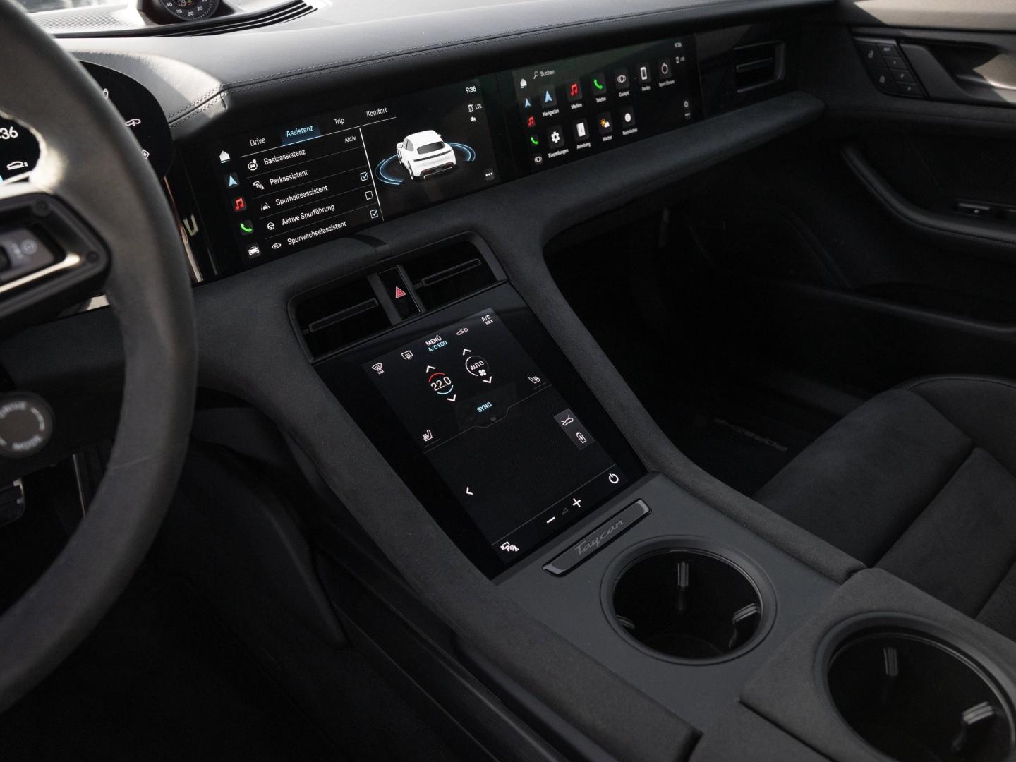 Porsche Taycan GTS Sport Turismo