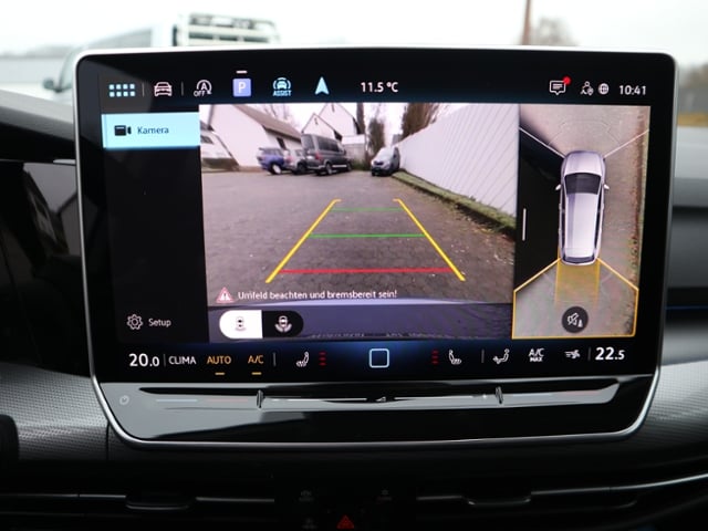 Volkswagen Golf 1.5 eTSI DSG Variant