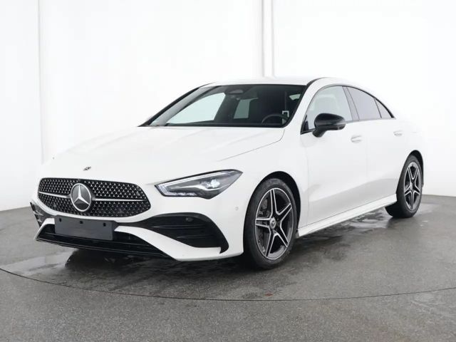 Mercedes-Benz CLA 200 AMG Line Coupé