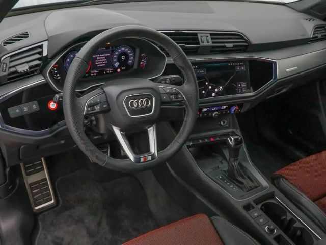 Audi Q3 35 TFSI S-Line S-Tronic