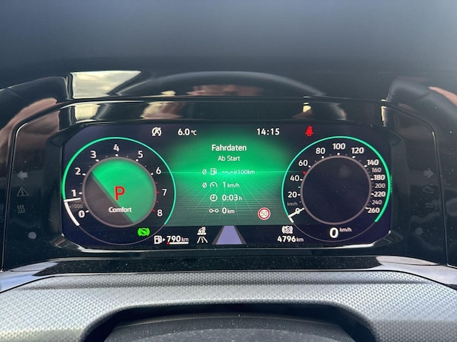 Volkswagen Golf 1.5 eTSI Golf VIII Style