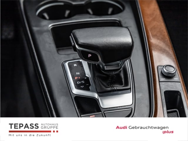 Audi A4 40 TFSI S-Tronic Sedan