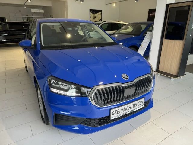 Skoda Fabia 1.0 MPI Essence ABS Fahrerairbag ESP SERVO