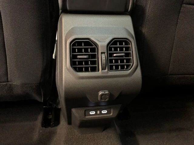 Dacia Bigster Hybrid 155