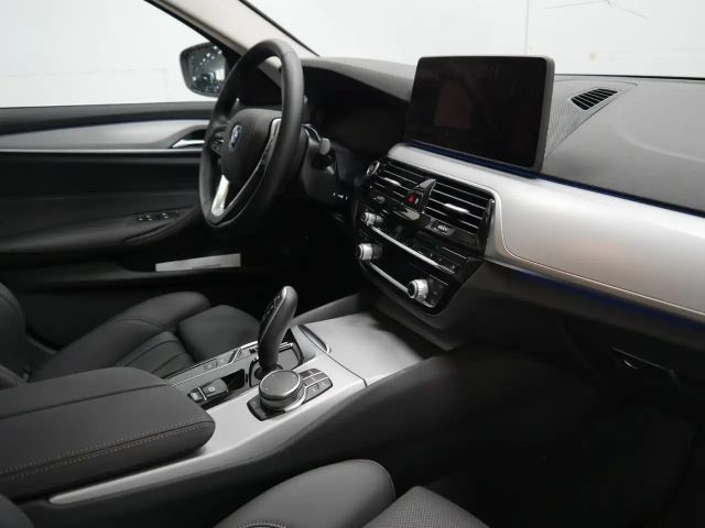 BMW 530 530e iperformance
