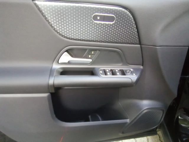 Mercedes-Benz GLA 180 Ö-Edition