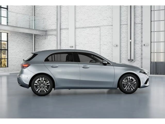 Mercedes-Benz A 180 Hatchback