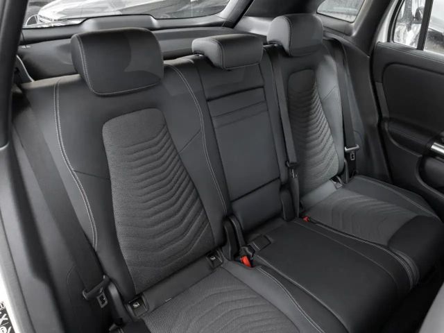 Mercedes-Benz GLA 180 Progressive