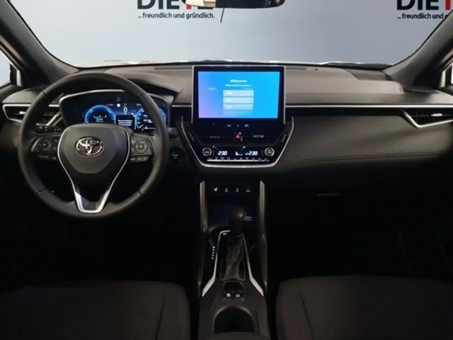 Toyota Corolla Cross Hybride Style