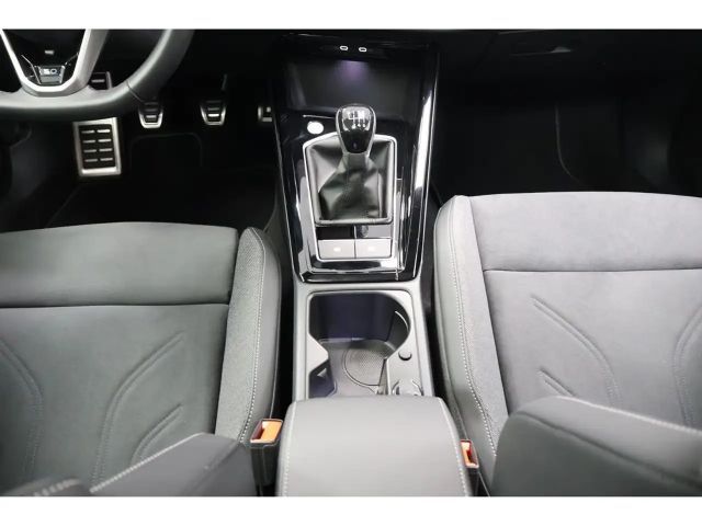 Volkswagen Golf 1.5 TSI Golf VIII