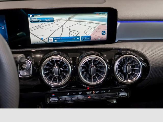 Mercedes-Benz A 200 Hatchback