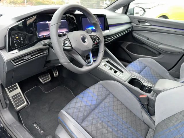 Volkswagen Golf R / R-Performance- Akrapovic /Black/Matrix