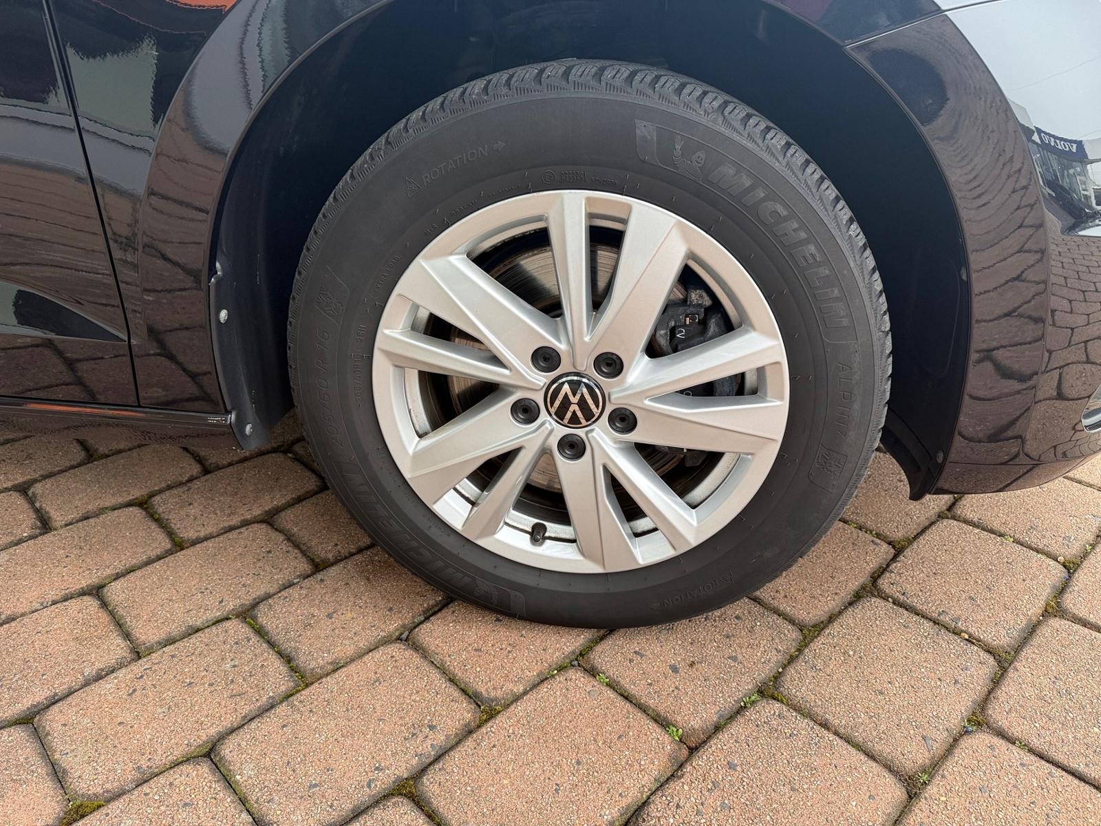 Volkswagen Touran 1.5 TSI Comfortline